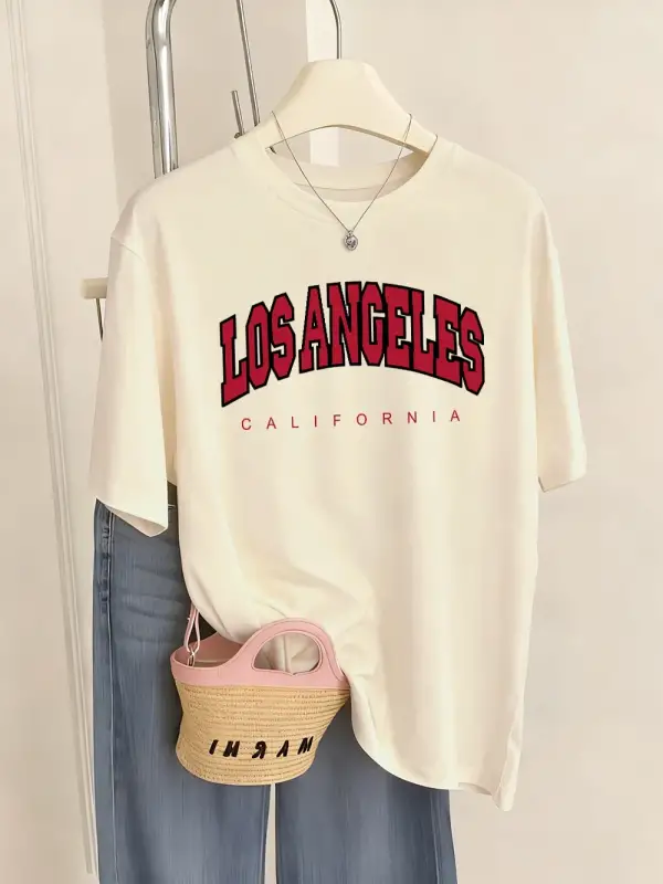 Urban Pop Graphic Kadın Tişört KoleksiyonuKod 5487