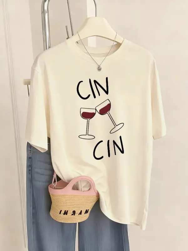 Urban Pop Graphic Kadın Tişört KoleksiyonuKod 5496