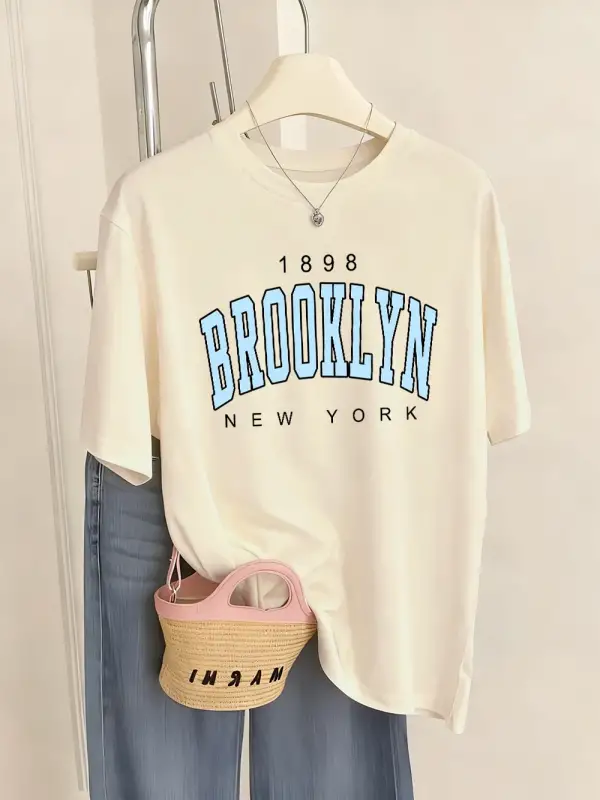 Urban Pop Graphic Kadın Tişört KoleksiyonuKod 5497