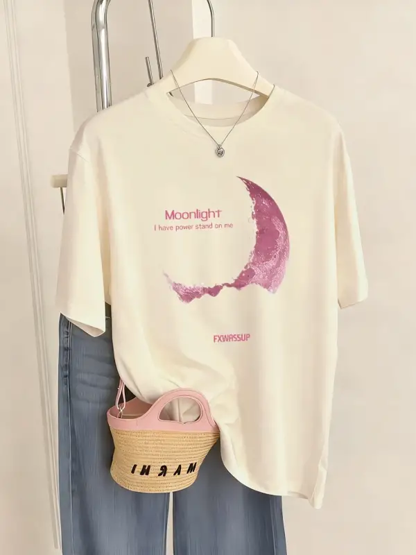 Urban Pop Graphic Kadın Tişört KoleksiyonuKod 5508