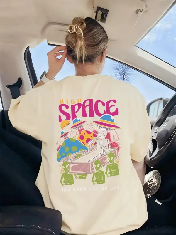 Urban Pop Graphic Kadın Tişört KoleksiyonuKod 5548