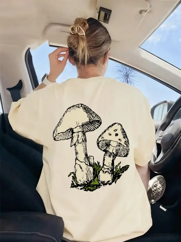 Urban Pop Graphic Kadın Tişört KoleksiyonuKod 5550