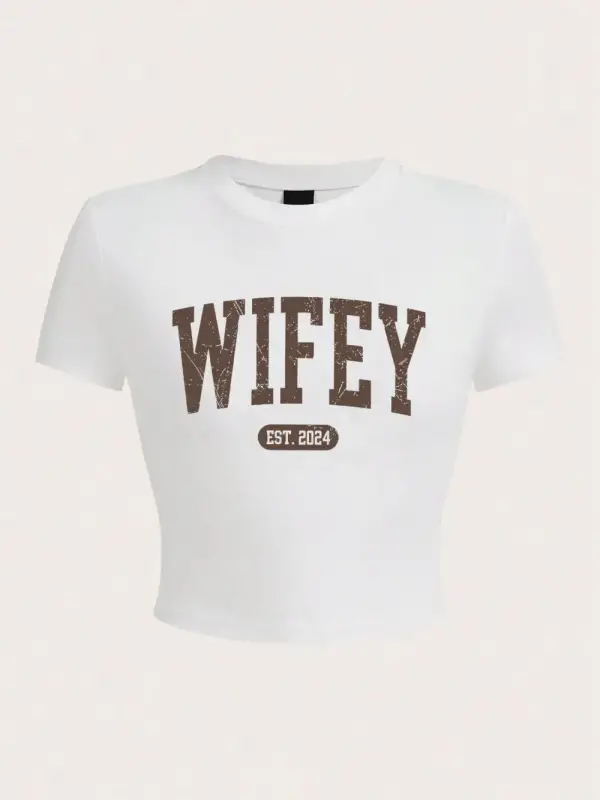 Yaz kadın kırpma t-shirt Wifey Est.2024 mektup baskı Streetwear nefes streç yumuşak kısa koll
