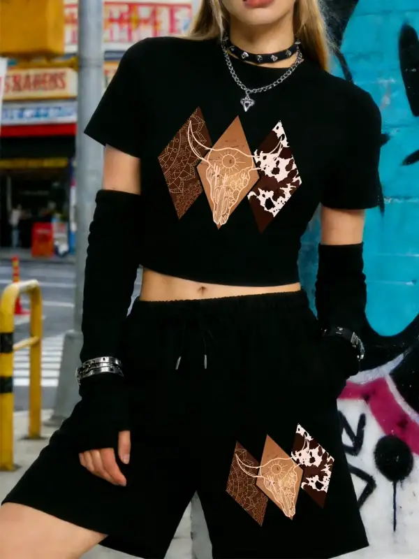 Yaz Kovboy Tarzı Grafik Baskı Kırpma Üstleri Şort Kadın İki Parçalı Set Beş Nokta Pantolon İn