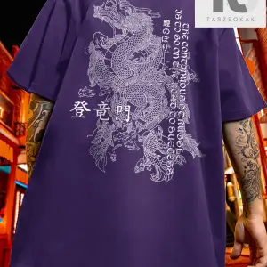 Anime Erkekler Figür ve Harf Grafikli Tişört