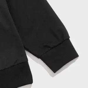 Anime Guys Letter Animal Graphic Sweatshirt Siyah