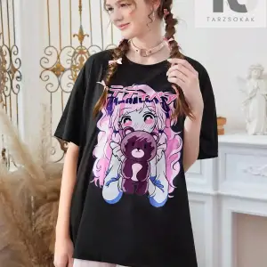 Anime Kadın Sevimli Büyük Boy Kısa Kollu Tişört Karikatür Kız Ve Ayı Baskı