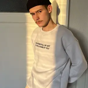 Art Room - Sweatshirt Beyaz