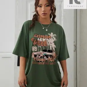 Ayı ve Mektup Grafikli Düşük Omuz Oversize Tişört