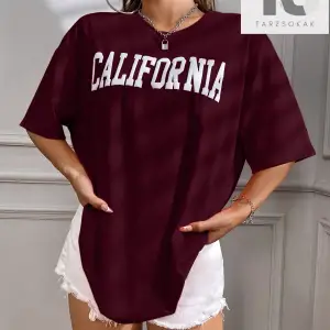 Ayı Ve Mektup Grafikli Tişört