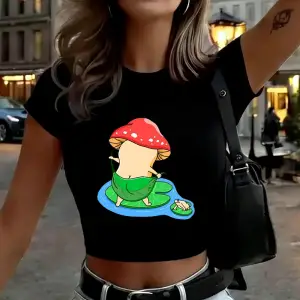 Banyo Mantarı Baskı Kadın Kırpma T-Shirt Yaz Yüksek Elastik Yumuşak Üstler Uydurma İnce Kısa