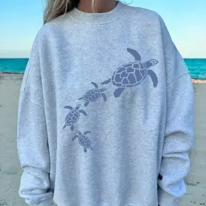 Basit Deniz Kaplumbağaları Baskılar Tişörtü Kadın Crewneck Temelleri Kapüşonlular Gevşek Pola