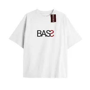 BASS Unisex Oversize Yazılı Tshirt BEYAZ