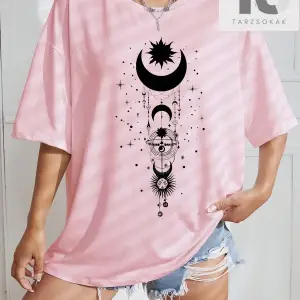 Batman X Harfli ve Kafatası Grafikli Tişört