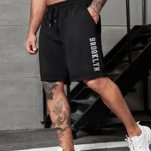 Bay Brooklyn Penye Şort - Siyah Baskılı