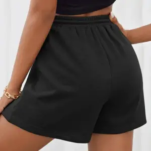 Bay Hello Kitty Baskılı Siyah Kadın Regular fit