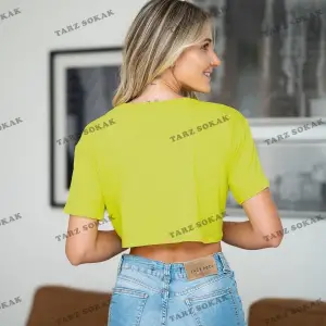 Beyaz %100 Pamuk Bisiklet Yaka Oversize Crop