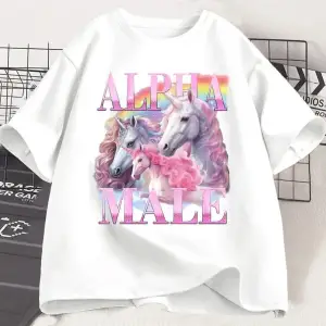 Beyaz Alfa Unicorn Komik Tshirt İronik Vintage Garip Meme k R