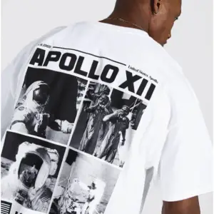 Beyaz Apollo Xıı Baskılı Oversize Tişört