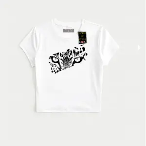 Beyaz Babby Tee aslan gözü minimal Özel tasarım