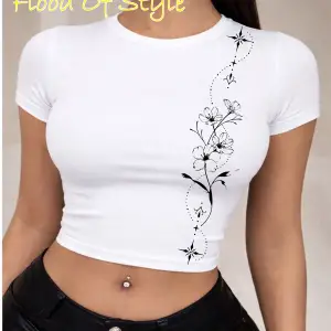 Beyaz Babby Tee çiçek dal yıldız Özel tasarım