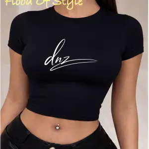 Beyaz Babby Tee dnz minimal Özel tasarım