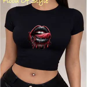 Beyaz Babby Tee dudak dil diş Özel tasarım