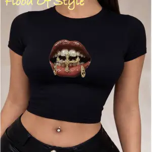 Beyaz Babby Tee dudak diş baskılı taş desen litee Özel tasarım