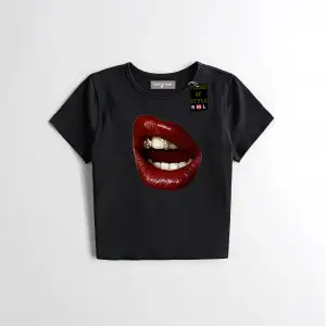 Beyaz Babby Tee dudak Özel tasarım