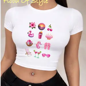 Beyaz Babby Tee emoji pink Özel tasarım