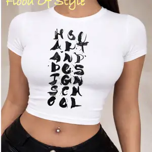 Beyaz Babby Tee harf Özel tasarım