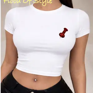 Beyaz Babby Tee iğne Özel tasarım