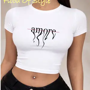 Beyaz Babby Tee kırmızı çizgi Özel tasarım