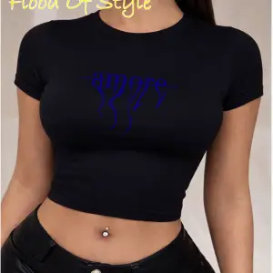 Beyaz Babby Tee kırmızı çizgi Özel tasarım