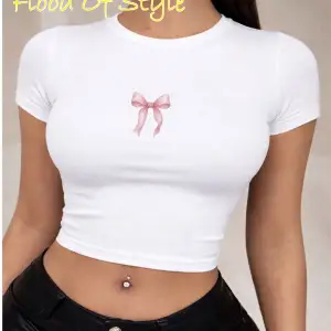 Beyaz Babby Tee kurdale minimal Özel tasarım