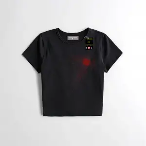 Beyaz Babby Tee minimal çizgiler Özel tasarım