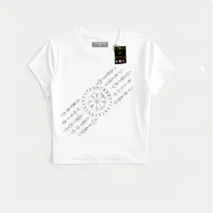 Beyaz Babby Tee minimal Özel tasarım