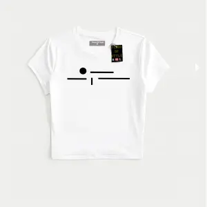 Beyaz Babby Tee minimal Özel tasarım