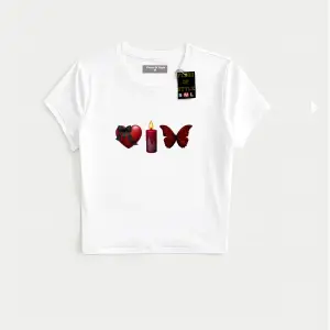 Beyaz Babby Tee mum kalp kelebek Özel tasarım