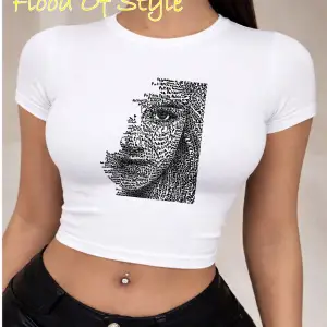 Beyaz Babby Tee yarım yüzz Özel tasarım