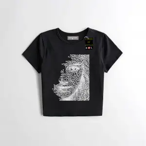 Beyaz Babby Tee yarım yüzz Özel tasarım