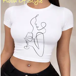 Beyaz Babby Tee yüz baskı çizim Özel tasarım