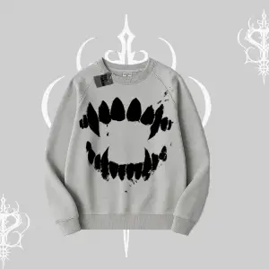 Beyaz Biskilet Yaka Sweatshirt Vampir Dış