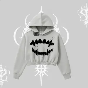 Beyaz Crop Kapşonlu Sweatshirt Vampir Dış
