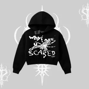 Beyaz Crop Kapşonlu Sweatshirt Why are u Scared