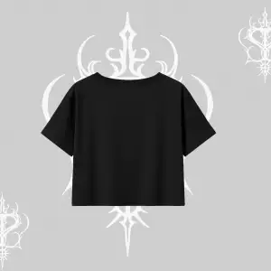 Beyaz Crop Tişört Autumn Spider