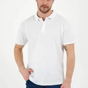 Beyaz Dar/slim Fitt Polo Yaka Tshirt.
