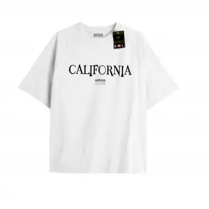 Beyaz Oversize T-shirt calıfonia Özel tasarım