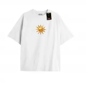 Beyaz Oversize T-shirt güneş Özel tasarım
