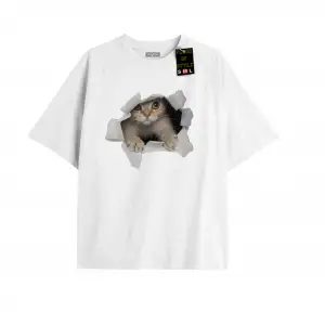Beyaz Oversize T-shirt kedi Özel tasarım